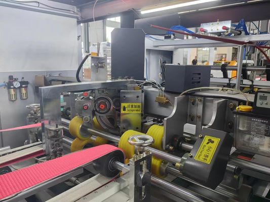 Машины-клеильщики для упаковки картонных папок для магазинов одежды