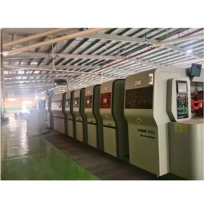 Картонные коробки из гофрированной бумаги Автоматическая картонная печать Слоттинг Снижение бумаги