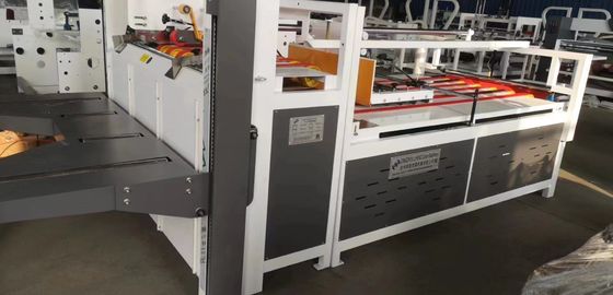 Полуавтоматическая машина для склеивания папок из гофрированного картона Скорость работы 1-75 м/мин