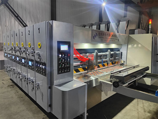 Автоматическая проводка с краем питания Flexo Четырехцветная печать Slotting режущая машина