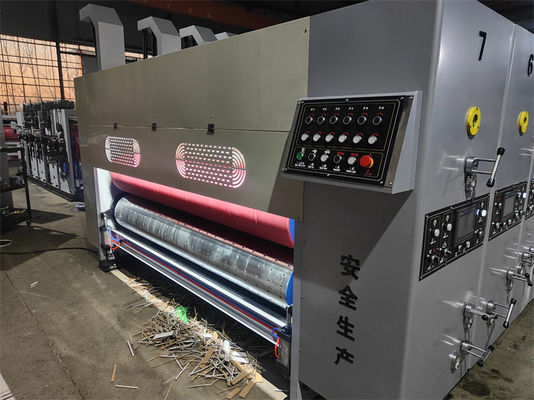 Автоматическая проводка с краем питания Flexo Четырехцветная печать Slotting режущая машина