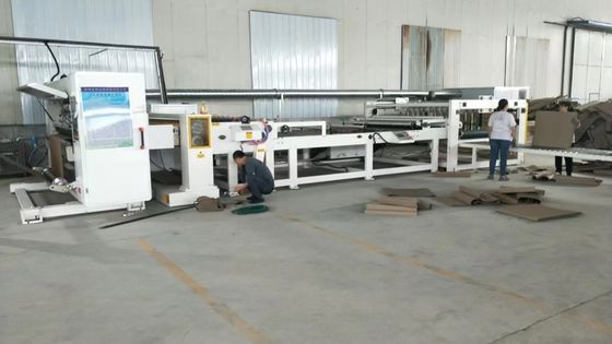 Производственная линия 4500 кг гофрированной доски с частотным управлением и горизонтальным выходом